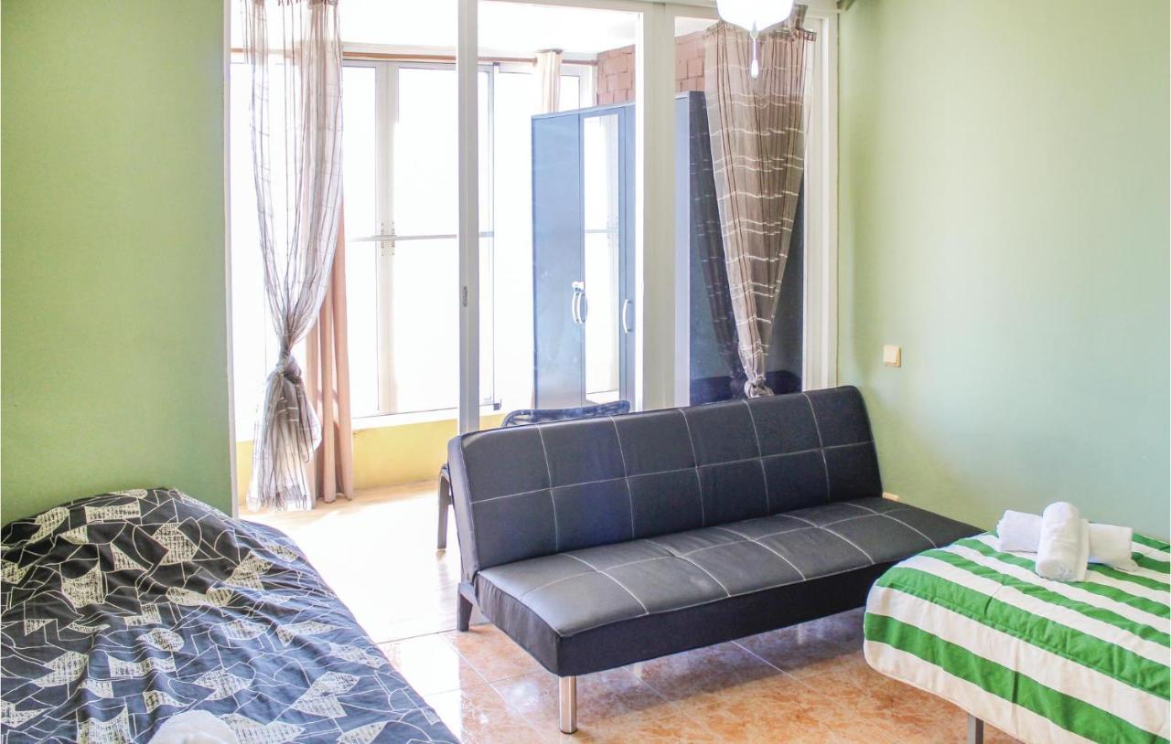 2 Bedroom Pet Friendly Apartment In Alicante Exteriör bild