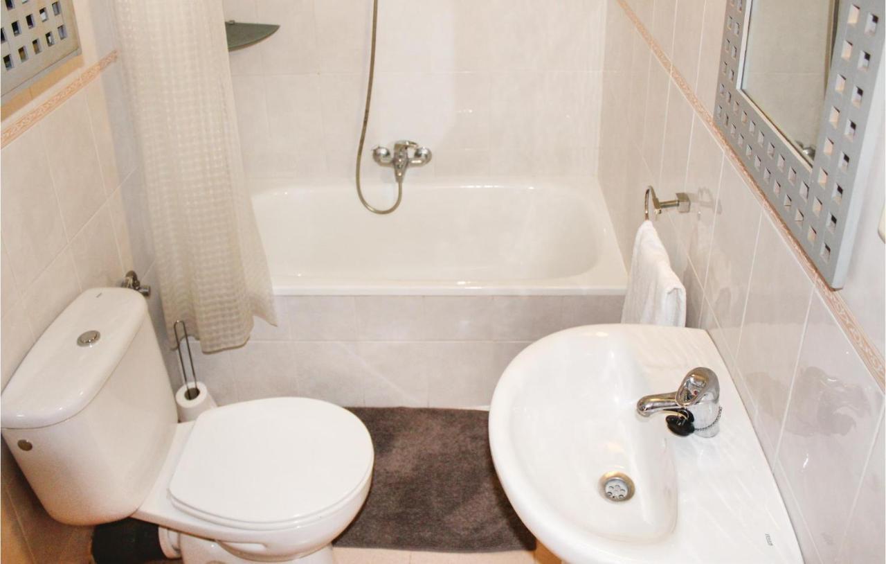 2 Bedroom Pet Friendly Apartment In Alicante Exteriör bild
